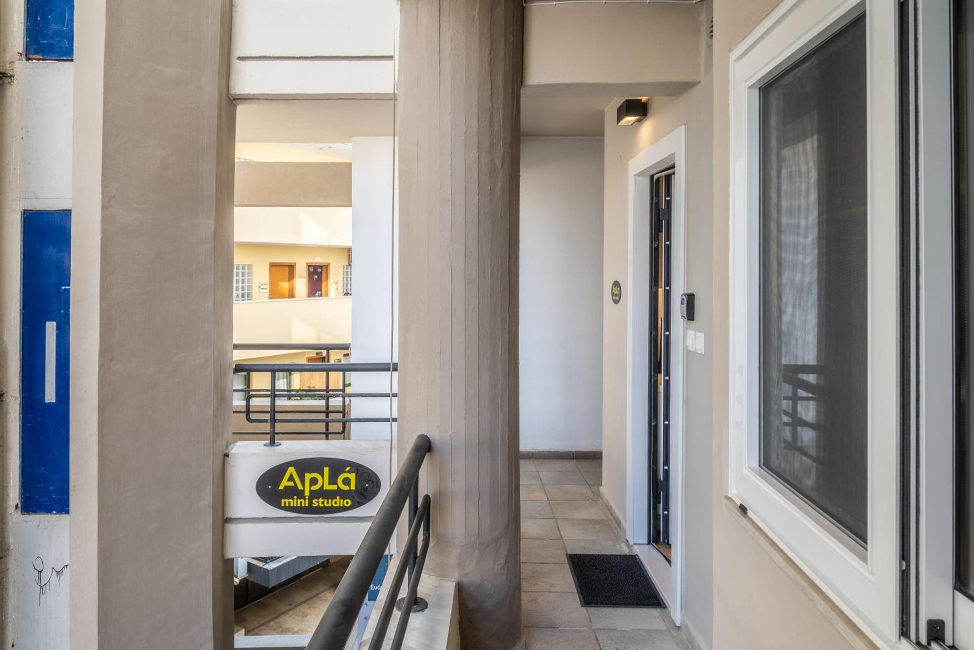 הרקליון Apla Mini Studio In Downtown מראה חיצוני תמונה